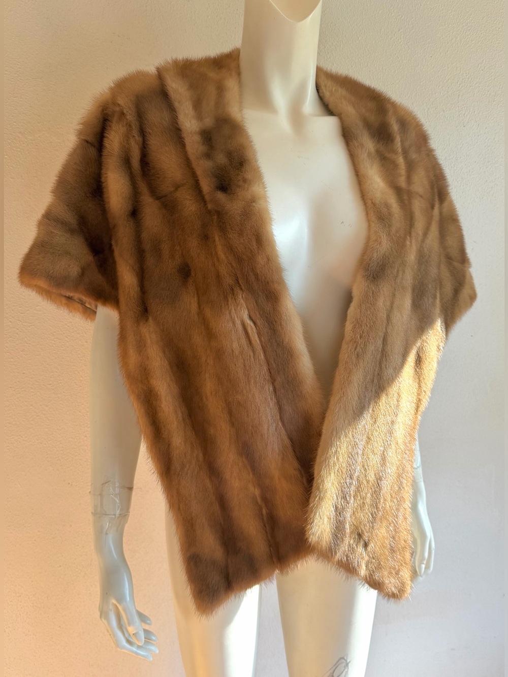 Vintage GENUINE MINK FUR Natural Brown Shrug Shawl Stole Wrap Bridal Wedding S/M - Picture 2 of 16
